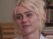 Ersties - Hally spielt mit Farben und Pinseln 13/16