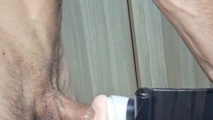Sono troppo eccitato scopo una vagina di gomma