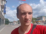 Cute cat at the store 2/16