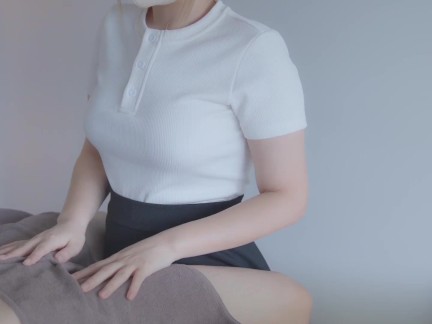 When your Japanese dentist also treats penis. Frenulum torture.