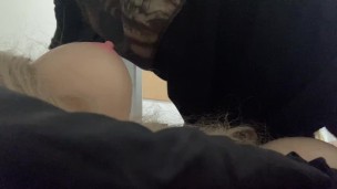 Ma copine a gros seins aime le missionnaire