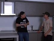 La pelirroja SkullCandyOk deja completamente mojada la pija de LuenOk 1/16