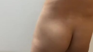Who wants to fuck me?