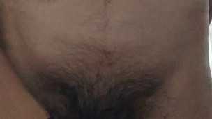 ME DIVIERTO UN RATO CON EL PENE