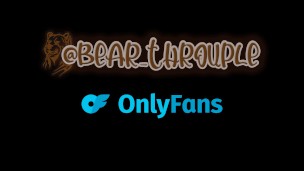 Trio de osos peludos chupándose las pollas