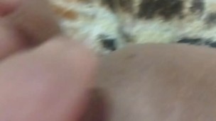 Quiero un gran pene en mi vagina estoy muy caliente..,,