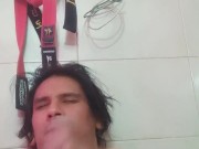 tuve que parar, me dolia la mano