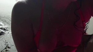 قبلات الحب لتبلل الكس، مدى استعدادهم ومدى سخونة ممارسة الجنس