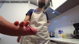 Public Dick Flash. La femme de ménage a été surprise par ma ...