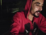 trentenne vergine va al parcheggio scambista e si fotte la ragazza più bella (occhiale matto) 3/16