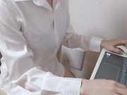 【盗撮】変態OLが仕事中にバイブ挿入オナニー♡二回絶頂して痙攣が止まらない♡ - Screenshot 1 of 16 - HD