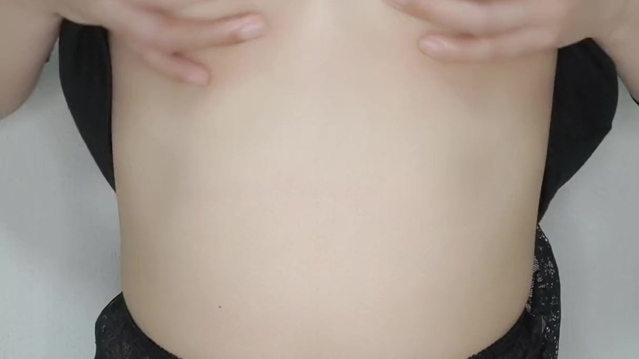 Female college girl masturbates continuously and pees a lot, model body type Japanese uncensored - RedTube