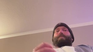 Shooting cum everywhere! 🍆💦