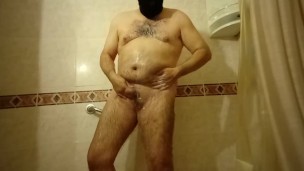 I jerk off in the shower and show my asshole.
