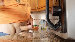 Watch me cum on the kitchen counter