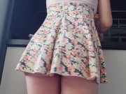 gostosa fica sem calcinha para lavar louça 3/16