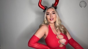 DEVIL QUINCY ENTER HER PUSSY TRAILER
