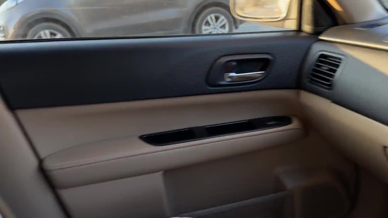 Horny Girl Masturbates in UBER and Fucks Taxi Driver - RedTube