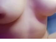 أعز أصدقائي يعود إلى المنزل وقد حرمنا تجميع الجنس 13/16