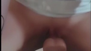 La rubia Española ,milf clítoris enorme coño super rico se masturba y empalma si gran clítoris 🔥