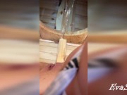 I pee in the outdoor toilet at the sea 9/16