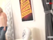 Katie Sky Receives Deep Pussy Penetration - VIP SEX VAULT 1/16