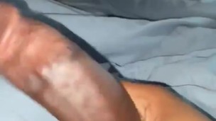 I want throat hugs 🤧