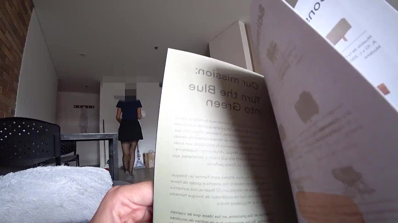 Public Dick Flash 3. Hotel Maid Watching Me Jack Off and showed big ass. - RedTube