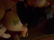 Loira rabuda fica exitada na balada e acaba transando gostoso no banheiro. 8/16