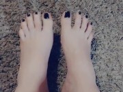 Beautiful new pedicure and my beautiful pale feet 9/16