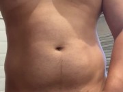 gordito en el baño 7/16