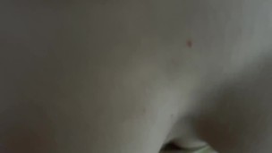 I tried to fuck my maid but her pussy is to tight (early cum)