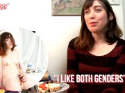 Ersties - American Babe Rubs Her Clit In the Bathtub