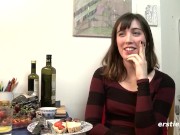 Ersties - American Babe Rubs Her Clit In the Bathtub 14/16