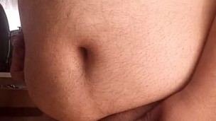 Gordo, punheta e gemendo 