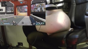Femboy top frags in Apex Legends while riding a dildo