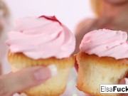 Elsa and Daisy play with each other 16/16