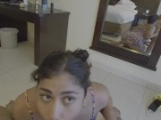 Chica de la limpieza me la pone dura 4/16