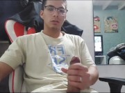 Youtuber jerks off after making a video! 8/16