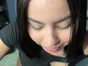 Sexy jovencita latina amateur de 18 años recibe semen en su boca POV 1/16