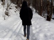 Amateur girl dreaming about quick fuck and deepthroat blowjob in public park in freezing winter cold 1/16