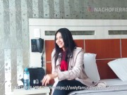 HERMOSA CHICA INOCENTE DEBUTA EN UN CASTING PORNO - SU CARA DE PUTA ES FANTASTICA. 3/16