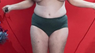 Peachful Boobs: A study in Slow-Motion