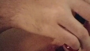 J'ouvre mon cul avec mes deux sextoys préférés ! préférés