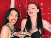 Food fetish. Two beauties eat candy and kiss. Sweet spitting, chewing, fetish 1/16