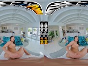 VIRTUALPORN - Giving Xxlayna Marie The Gift Of Your Big Fat Dick For Her Special Day 14/16