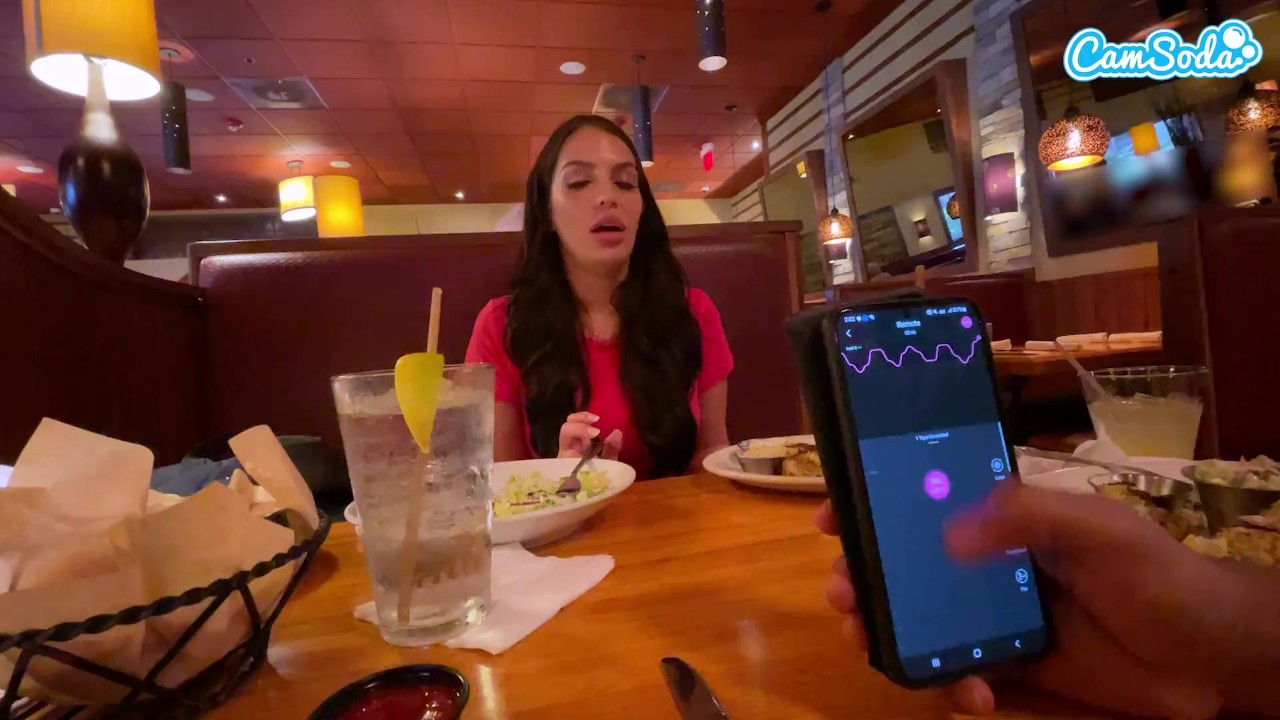 Cumming In Public With Big Dildo At Lunch! Public Female ...