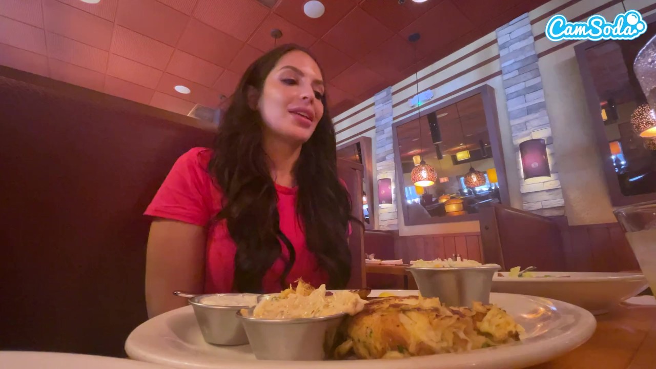Cumming In Public With Big Dildo At Lunch! Public Female ...