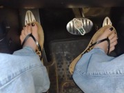 Driving in flipflops while smashing little men 3/16