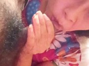 Peruana me toma de los testículos y se lo mete hasta sacarme el semen con su boca 15/16